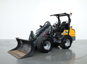 2021 Giant G2700 HD+ VV1319