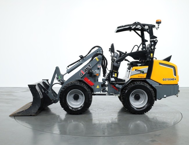 2021 Giant G2700 HD+ VV1319 | Wiellader | Mini Shovel