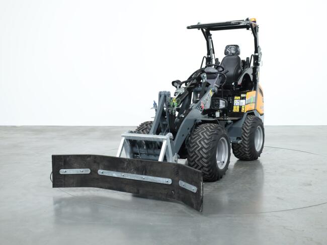 2026 VM Sneeuwschuif Giant / Heftruck 200cm ADV1111 | Aanbouwdelen | Sneeuw / Mest - Voederschuif