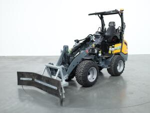 2026 VM Sneeuwschuif Giant / Heftruck 200cm