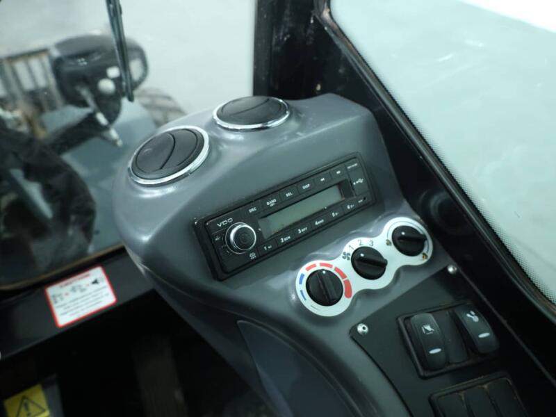 2024 Giant G3500 (Cabine) VV1392 | Wiellader | Mini Shovel
