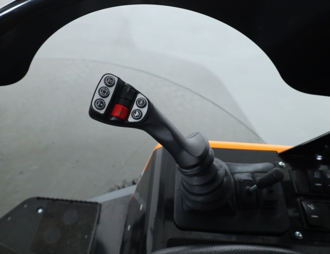2025 Giant G2700E X-tra HD VK9808 | Wiellader | Mini Shovel
