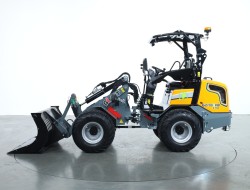 2025 Giant G2700E X-tra HD VK9808 | Wiellader | Mini Shovel