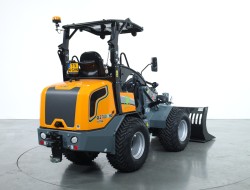 2025 Giant G2700E X-tra HD VK9808 | Wiellader | Mini Shovel