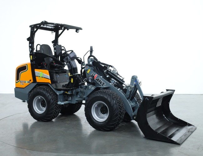 2025 Giant G2700E X-tra HD VK9808 | Wiellader | Mini Shovel