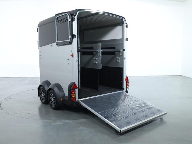 2025 Ifor Williams HBX506 2 paards trailer - Voorlosser RH (zilver) VT727 | Aanhangwagen | Paardentrailer