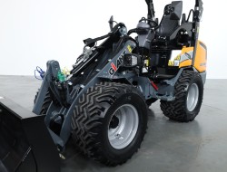 2025 Giant G2700 X-tra HD+ VK10164 | Wiellader | Mini Shovel