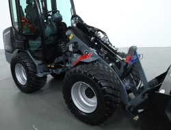 2025 Giant G2700 X-tra HD+ (Cabine) VK10166 | Wiellader | Mini Shovel