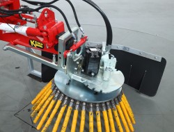 2025 Kemp Onkruidborstel Hydr + Hydr kantelen Giant ADV1292 | Aanbouwdelen | Onkruidborstel