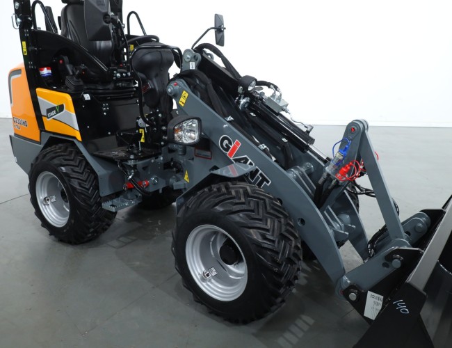 2025 Giant G2300 X-tra HD VK10176 | Wiellader | Mini Shovel