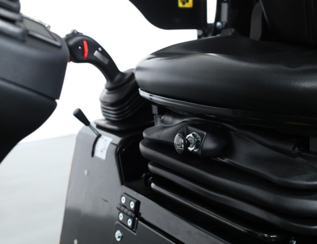 2025 Giant G2300 X-tra HD VK10176 | Wiellader | Mini Shovel