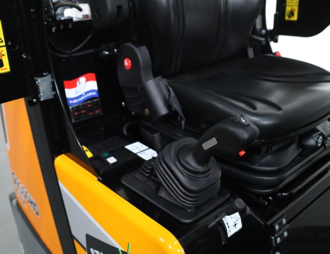 2025 Giant G2300 X-tra HD VK10176 | Wiellader | Mini Shovel