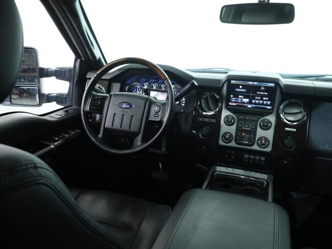 2015 Ford F250 Super Duty Platinum V8 6.2L Lariat Benzine VT809 | Transport | Auto's