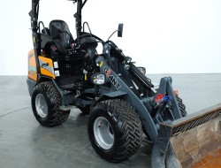 2024 Giant G2500 X-tra HD VV1479 | Wiellader | Mini Shovel