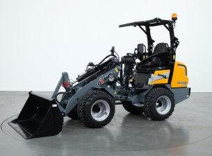 2025 Giant G2300 X-tra HD VK10297