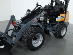 2025 Giant G2300 X-tra HD VK10297 | Wiellader | Mini Shovel