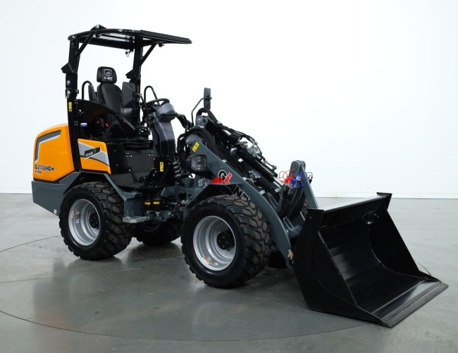 2025 Giant G2700 X-tra HD+ VK10298 | Wiellader | Mini Shovel
