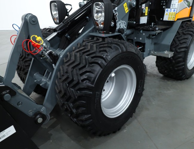 2025 Giant G1500L X-tra HD VK10299 | Wiellader | Mini Shovel