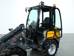2019 Giant V452T X-tra HD VK10304 | Wiellader | Mini Shovel