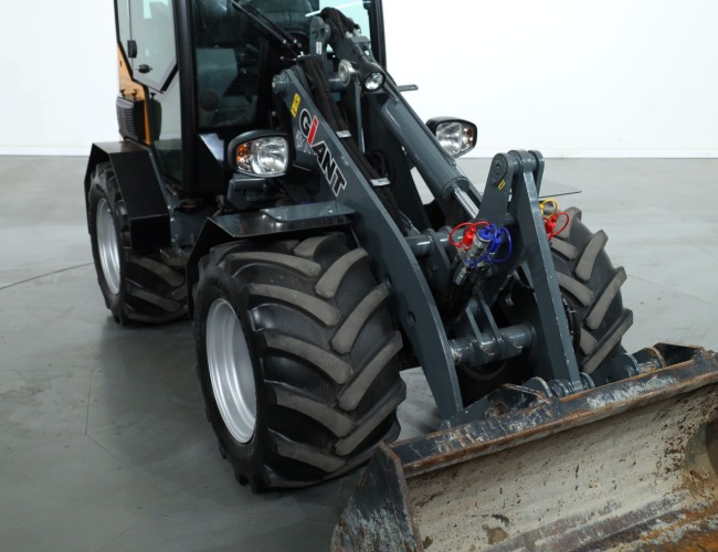 2019 Giant V452T X-tra HD VK10304 | Wiellader | Mini Shovel