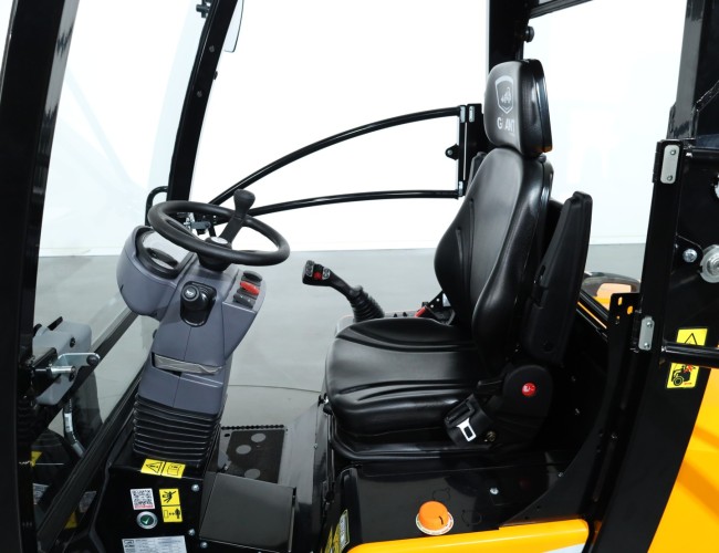 2025 Giant G2700 X-tra HD+ VK10359 | Wiellader | Mini Shovel