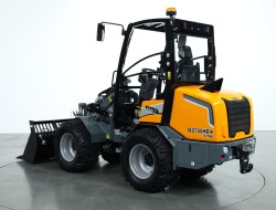 2025 Giant G2700 X-tra HD+ VK10359 | Wiellader | Mini Shovel
