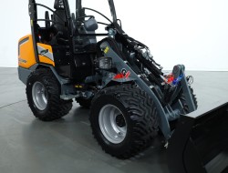 2025 Giant G2700 X-tra HD+ VK10359 | Wiellader | Mini Shovel
