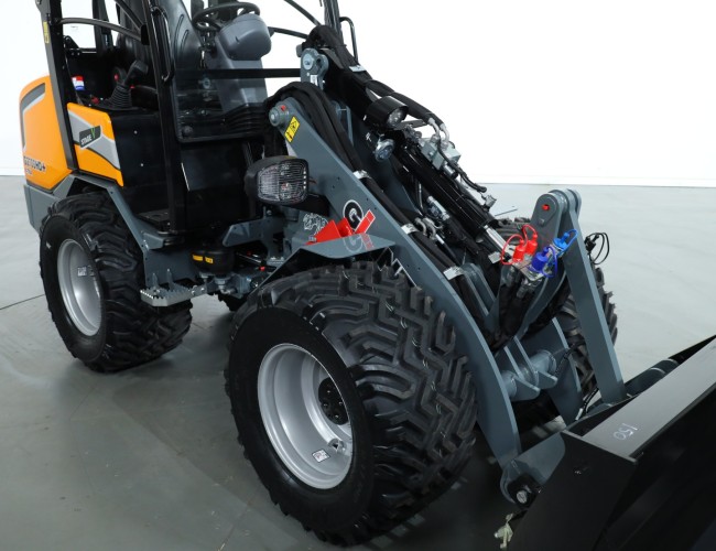 2025 Giant G2700 X-tra HD+ VK10359 | Wiellader | Mini Shovel