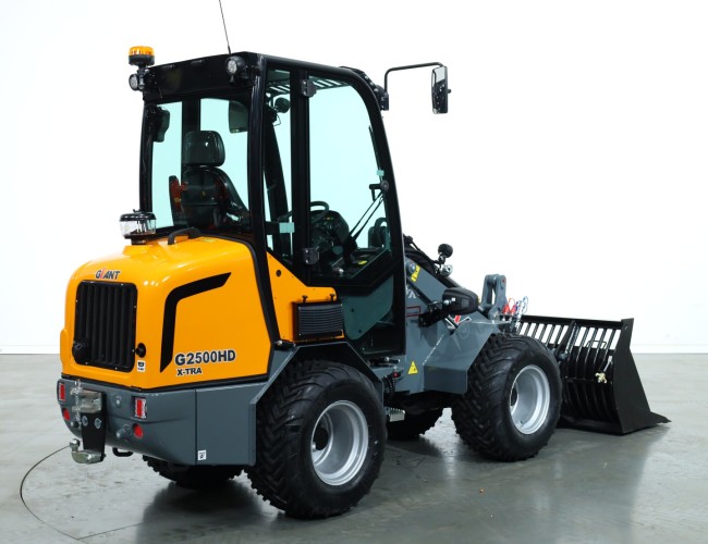 2025 Giant G2500 X-tra HD (Cabine) VK10416 | Wiellader | Mini Shovel