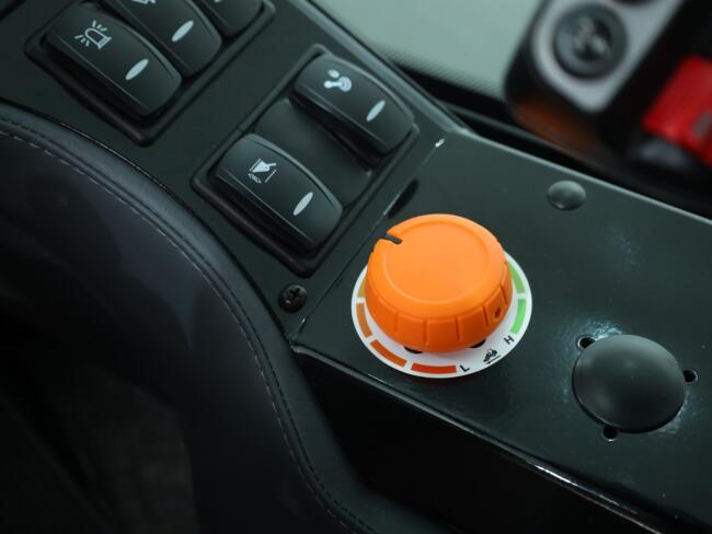 2025 Giant G2700 X-tra HD+ (Cabine) VK10435 | Wiellader | Mini Shovel