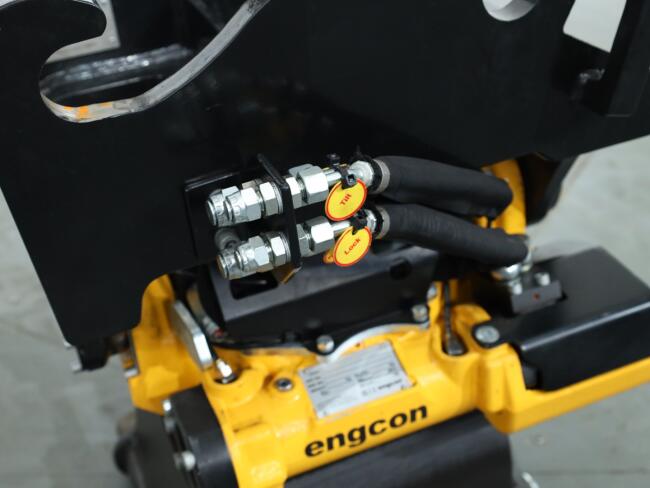 2025 Engcon EC206 Tiltrotator CW10-CW10 SS0 (Afneembaar) VK10476 | Aanbouwdelen | Draaikantelstuk