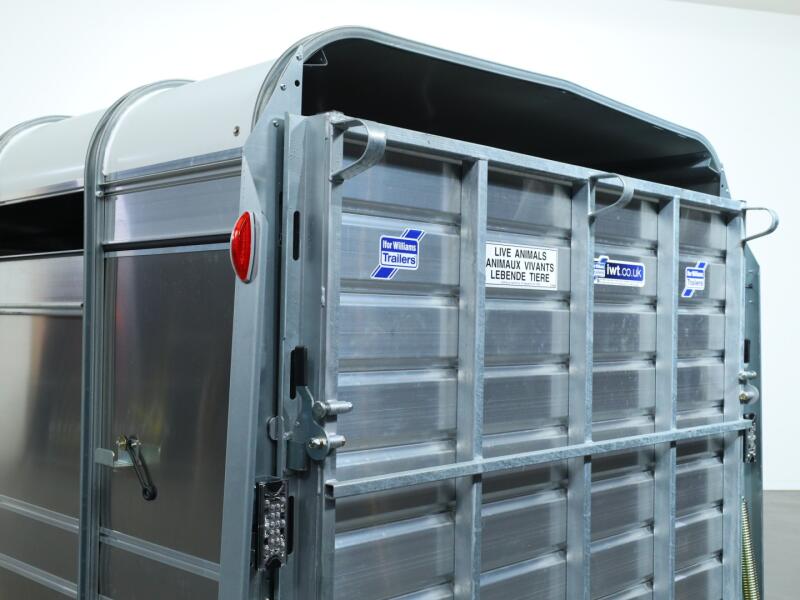 2026 Ifor Williams TA510 16x6 (497x178x182cm) Veetrailer 3-asser VT1020 | Aanhangwagen | Veetrailer