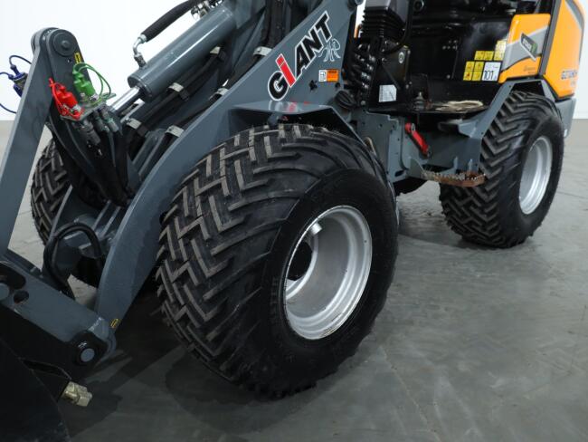 2020 Giant G2700 X-tra HD+ VK10744 | Wiellader | Mini Shovel
