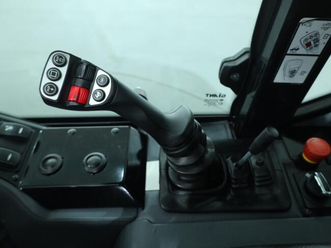 2025 Giant G2700E X-tra (Cabine) VV1515 | Wiellader | Mini Shovel