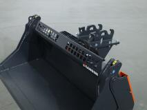 2026 Cangini Benne M4-152 4-in-1 Bak 152cm CW05 VK10953 | Aanbouwdelen | Graafbak