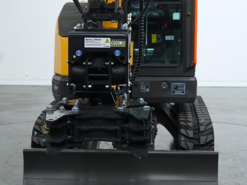 2026 Cangeo Plury W1 45 Trilblok met gripper CW05 (4-7t) VK11011 | Aanbouwdelen | Trilblok