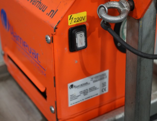 2015 Hamevac VTH-150-BL Vacuum Tegeltiller op stroom VK2825 | Vacuum techniek | Vacuum Til Hulp