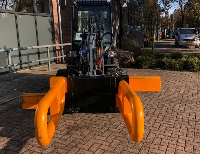 2018 Tobroco BK 700 - 2100 Zwaar DV679 | Aanbouwdelen | Balenklem