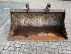 Beco Slotenbak QT40 1800mm DV700 | Aanbouwdelen | Graafbak