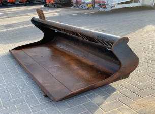 2008 Komac Puinriek 195cm Caterpillar 906 908 / Volvo