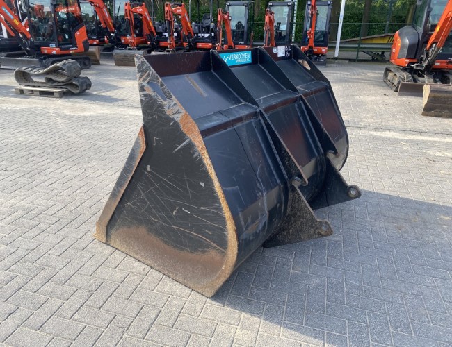 2020 Giant Volumebak Large 50+ 180cm DV791 | Aanbouwdelen | Shovel / Loader bakken